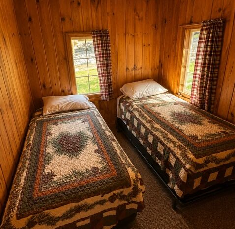 Cabin 15 Twins