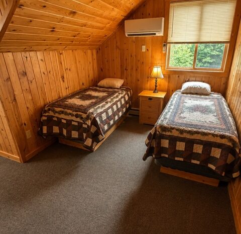 Cabin 18 Twins Upper