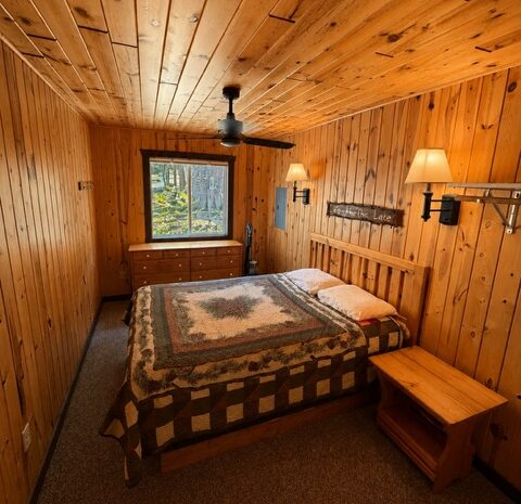 Cabin 3 Queen